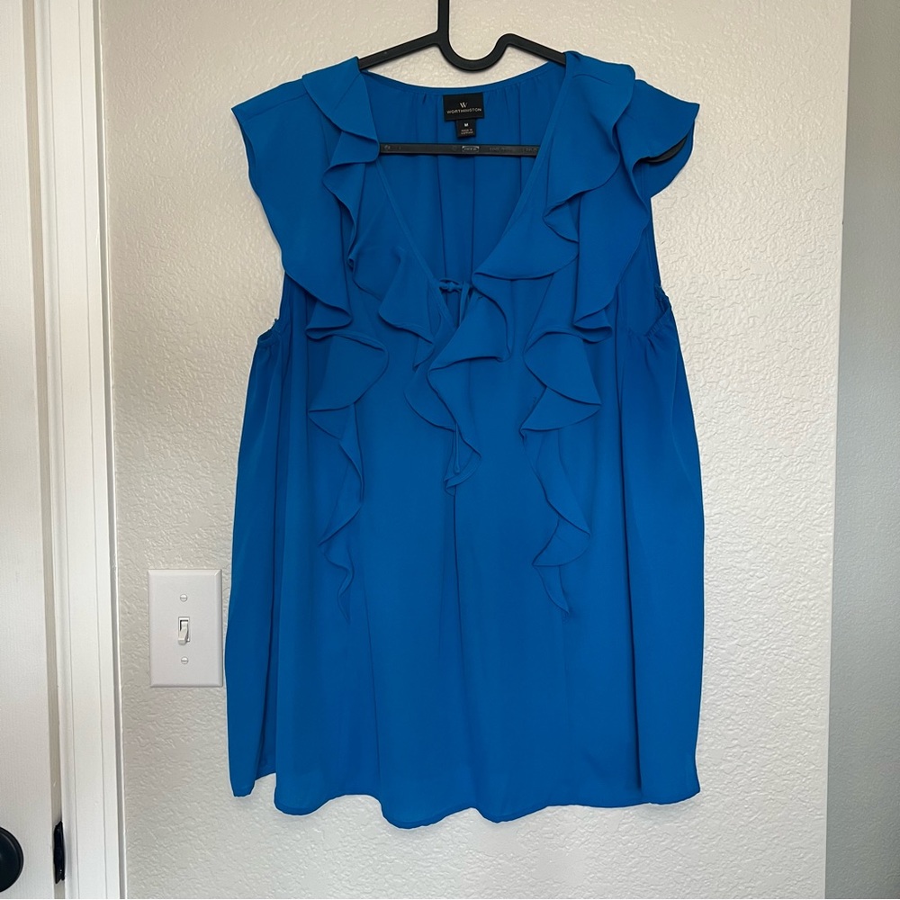 Worthington • blue flowy blouse